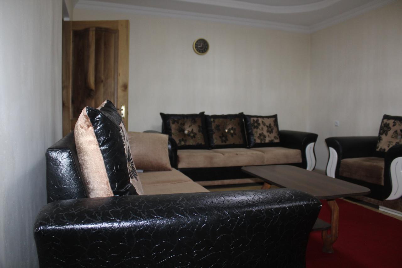 Apartment On Saakadze Батумі Екстер'єр фото